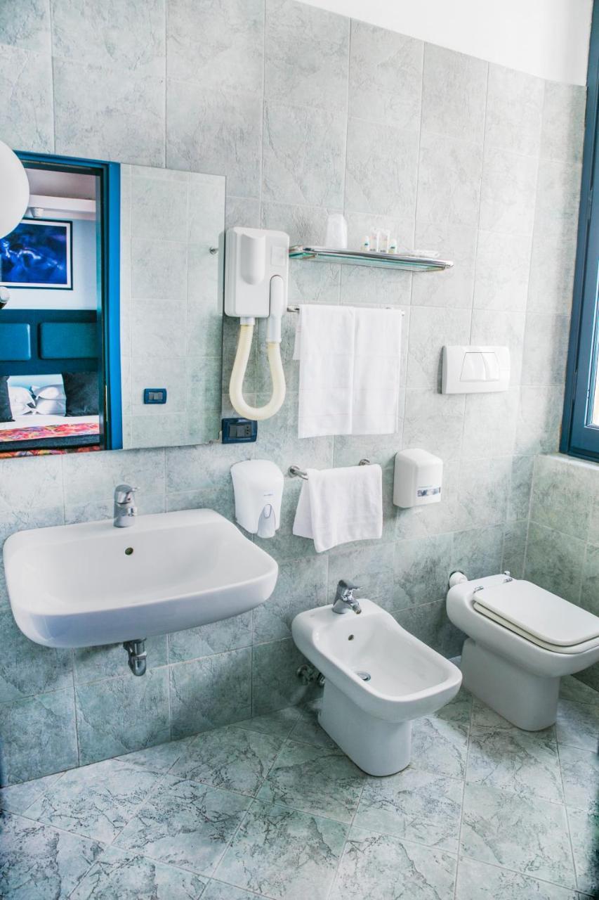 Hotel Byron Montecatini-Terme Esterno foto